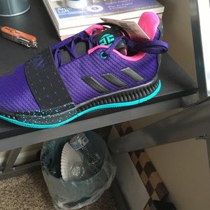 Meet your Posher, Carter